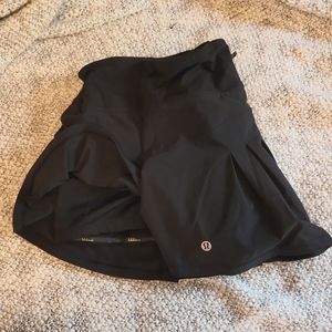 Lululemon pleated skort